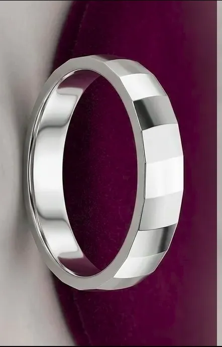 950 Faceted Geometric Band