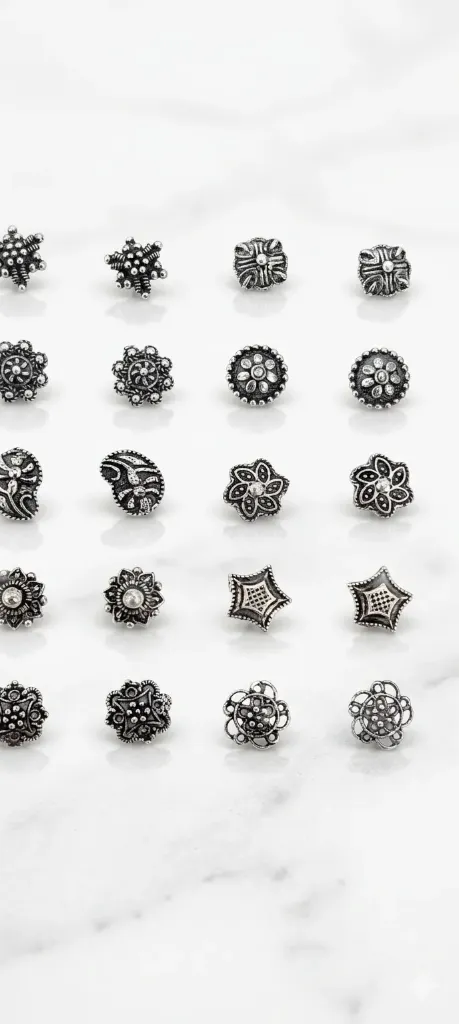 [PSS-EG-AQ-402] Antique 925 Silver Stud Earrings – Traditional Oxidized Designer Collection (Single)